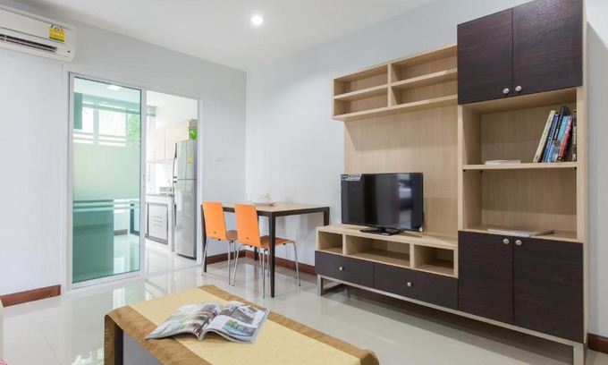 Ekkamai Apartment | Cozy Apt 2BedR 2BathR Sukhumvit BTS Ekkamai
