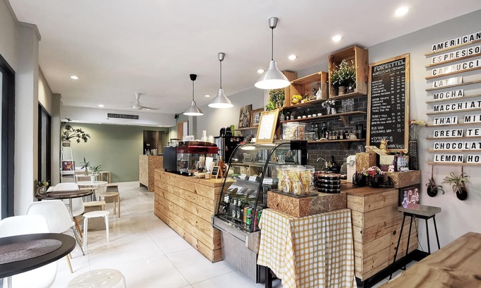 Bang Rak Hostel | Foresttel.bkk