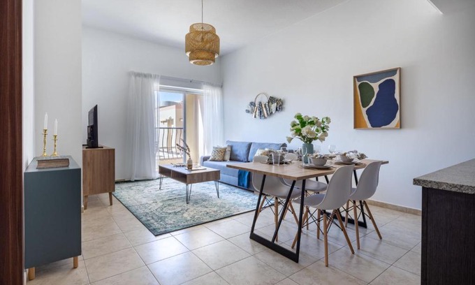 Jumeirah Village Apartment | Frank Porter - Imperial Residence