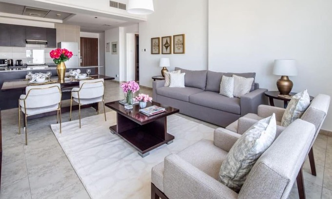 Jumeirah Village Apartment | Frank Porter - Imperial Residences 2