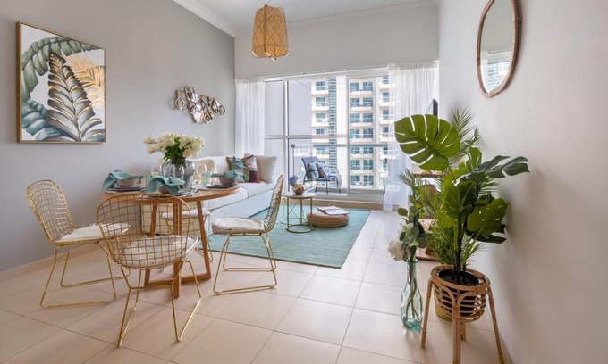 Business Bay Apartment | Frank Porter - Mayfair Residency