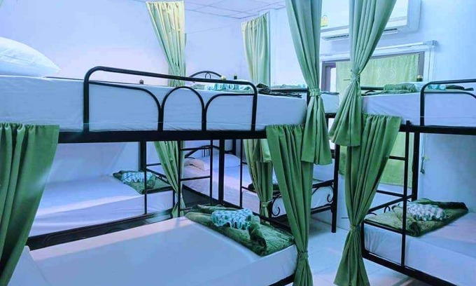 Haad Rin Hostel | Hostel ∙ 8 guests