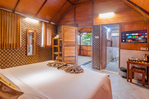 Candikuning House | Kampung Bingo Glamping & Resto by Great Bali Villas