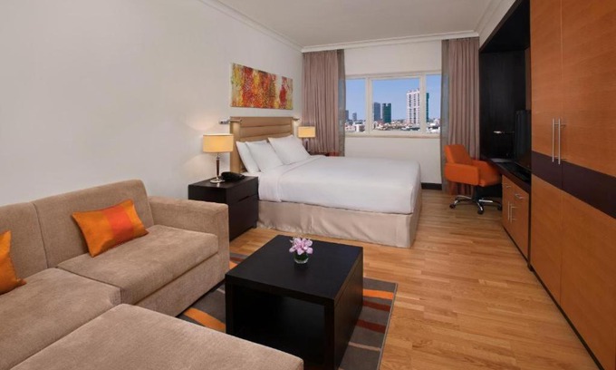 Barsha Heights Apartment | King Studio Near Mall Of Emirates By Luxury Bookings