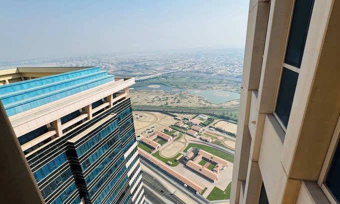Business Bay Apartment | Luxurious Stunning Home in Sky Just 15 minutes to Burj Khalifa and Dubai Mall