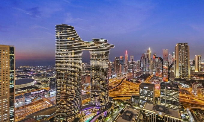 Downtown Dubai Apartment | Luxury 2BR with Burj Khalifa View & Balcony Near Dubai Mall, Dining, Metro