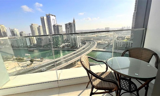 Dubai Marina Apartment | Luxury & Elegance at the Address Beach Residence
