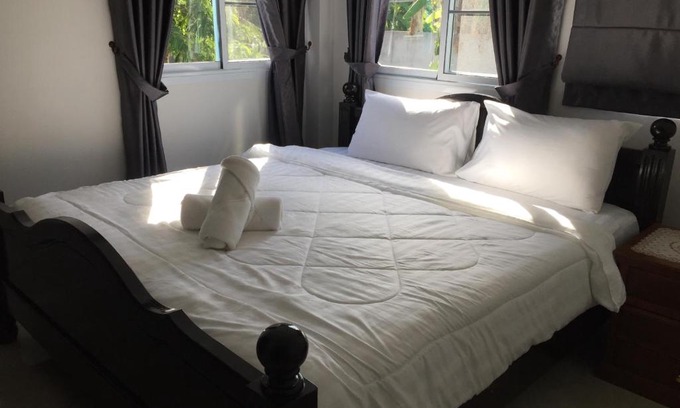 Maret House | Mew House suanmali lamai