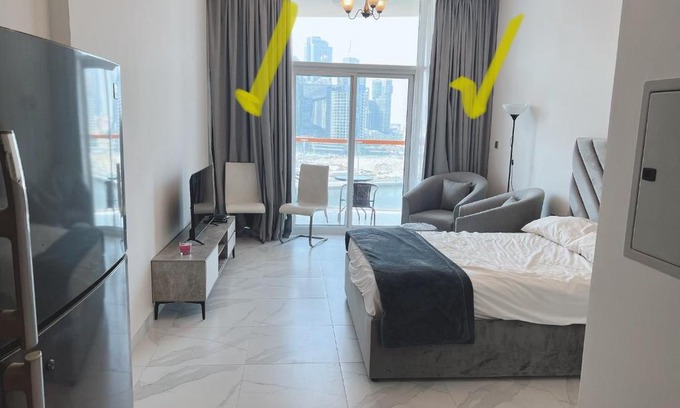 Bur Dubai Apartment | Millennium Bingati Residence Business Bay