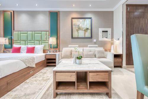 Business Bay Apartment | Modern Studio at Bayz by Danube Business Bay by Deluxe Holiday Homes