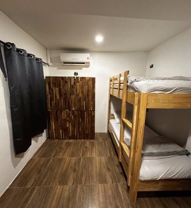 Thong Sala Hostel | Monkey's Hostel