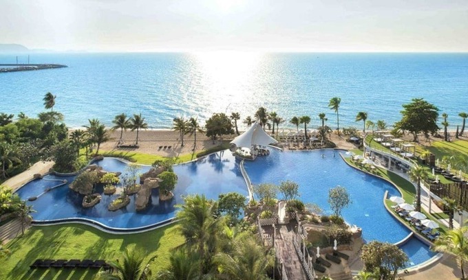 Na Chom Thian Condo | Movenpick Residence Beach Access 2BR
