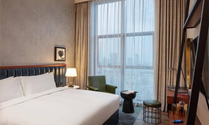Al Mankhool House | One Bedroom Apartment Near Gymnation Bur Dubai By Luxury Bookings