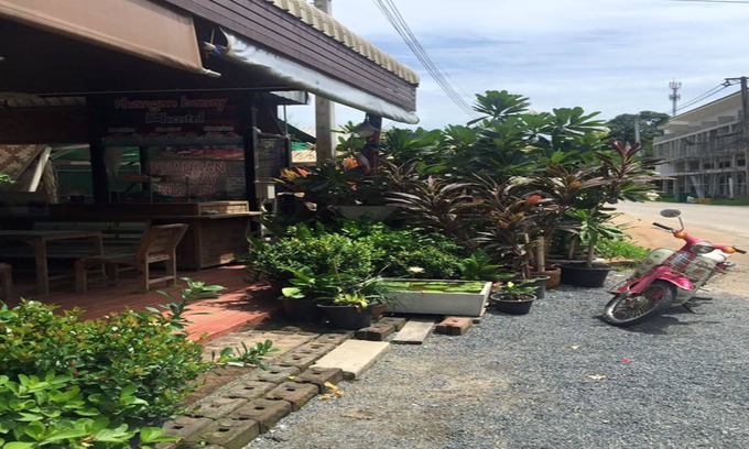 Thong Sala Hostel | Phangan Barsay Hostel