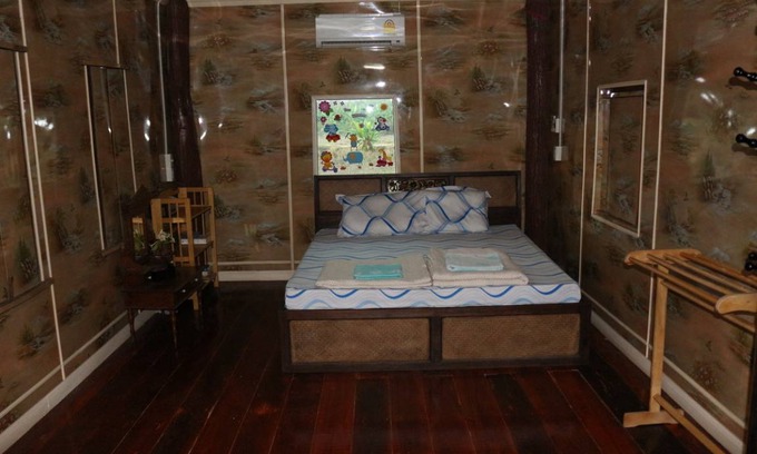 Phrom Buri Resort | Private room ∙ 2 guests