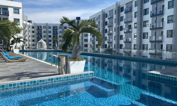 South Pattaya Condo | Quiet 1-bedroom condo in a tropical resort
