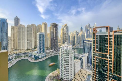 Dubai Marina Apartment | Regal Studio at The Address Residences Dubai Marina by Deluxe Holiday Homes