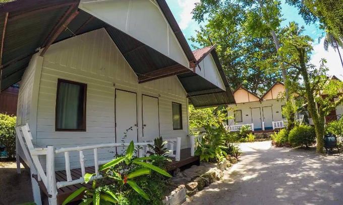 Thong Sala Resort | Resort ∙ 3 guests