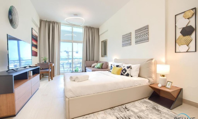Jadaf Apartment | Spacious Studio Apartment in Azizi Aliyah, Dubai Healthcare City by Deluxe Holiday Homes
