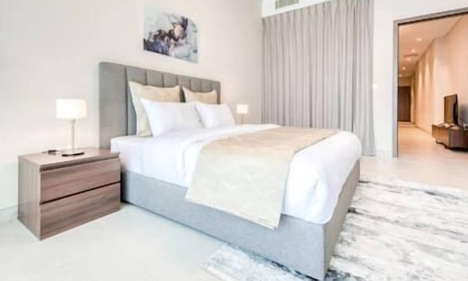 Business Bay Apartment | Splendid 1BR with Concierge and Luxurious Amenities