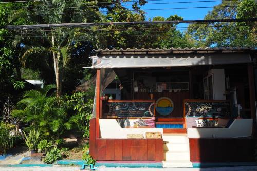 Rayong Hostel | Sundaze Samet Hostel & Hangout