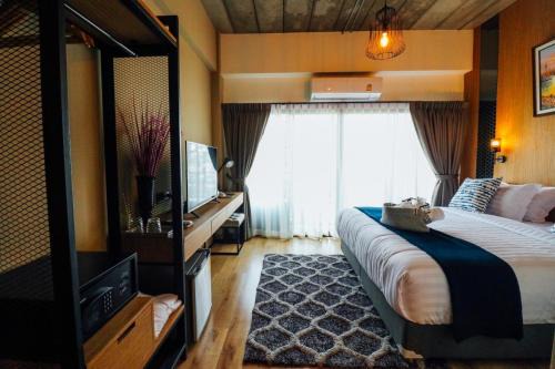 Don Muang Hostel | Tree for rest poshtel