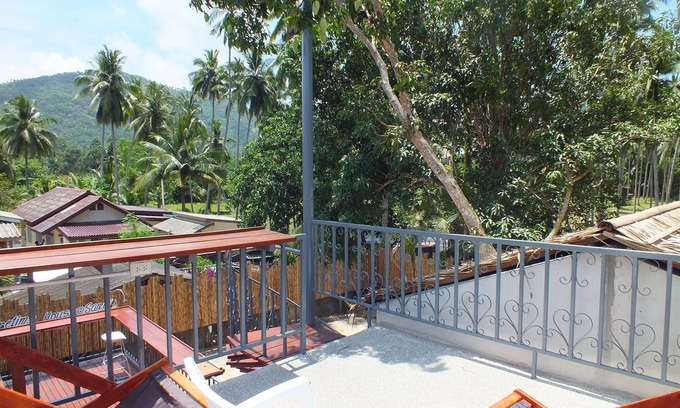 Taling Ngam Hostel | TRIBE by Aforetime