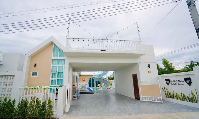 Cha-am Villa | Villa ∙ 4 bedrooms ∙ 12 guests