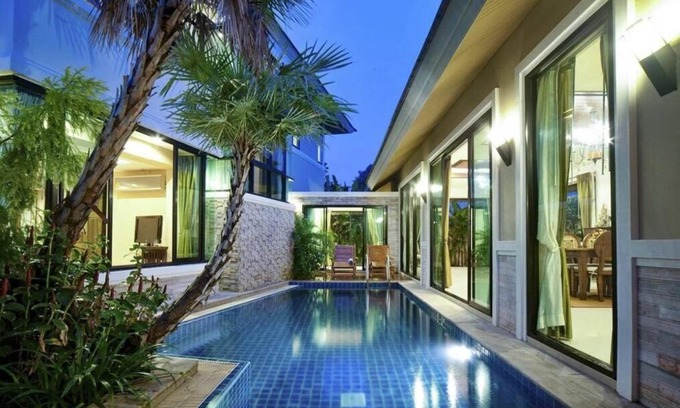 Central Pattaya Villa | Villano.56 pool villa pattaya