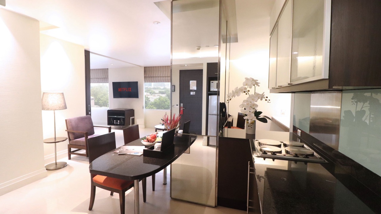 Photo of Livingroom in Embassy District
