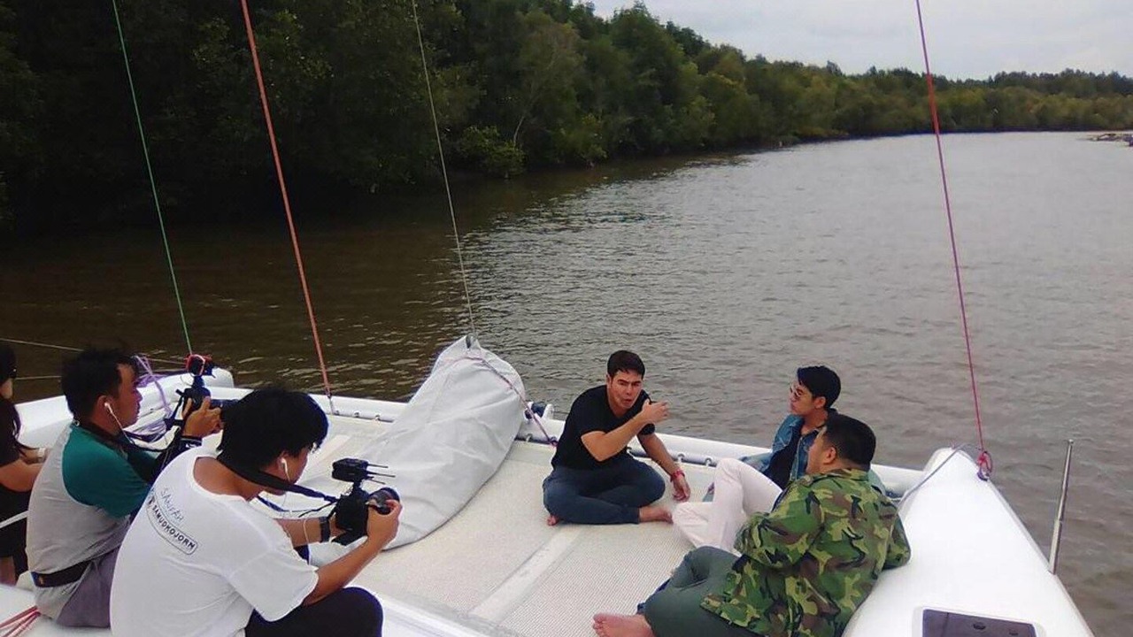 Photo of Human In Picture in Nuea Khlong