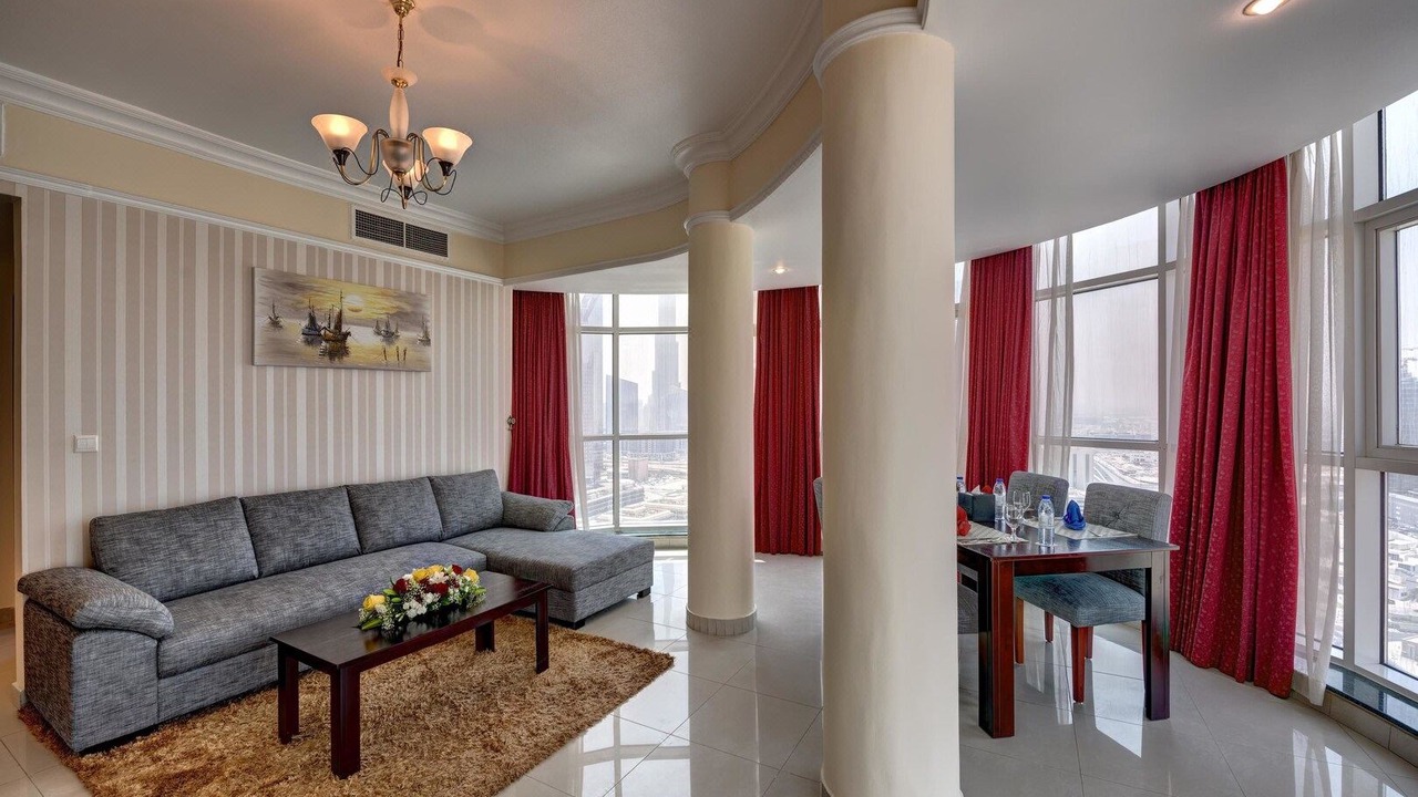 Photo of Livingroom in Trade Center