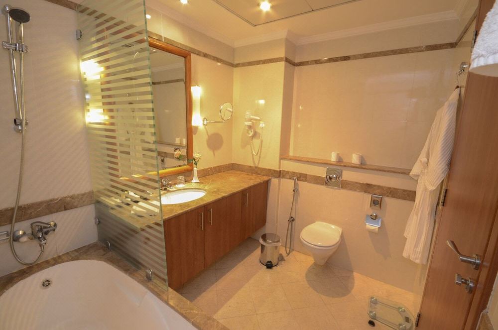 Photo of Bathroom in Al Barsha 1