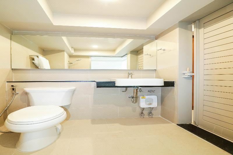 Photo of Bathroom in Yan Nawa