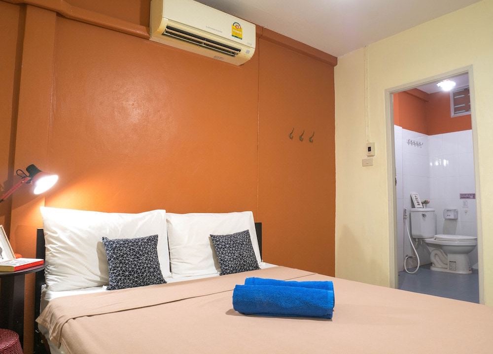 Photo of Bedroom in Phra Khanong