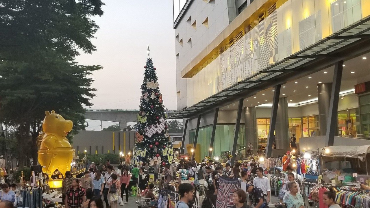 Photo of Others in Phahonyothin