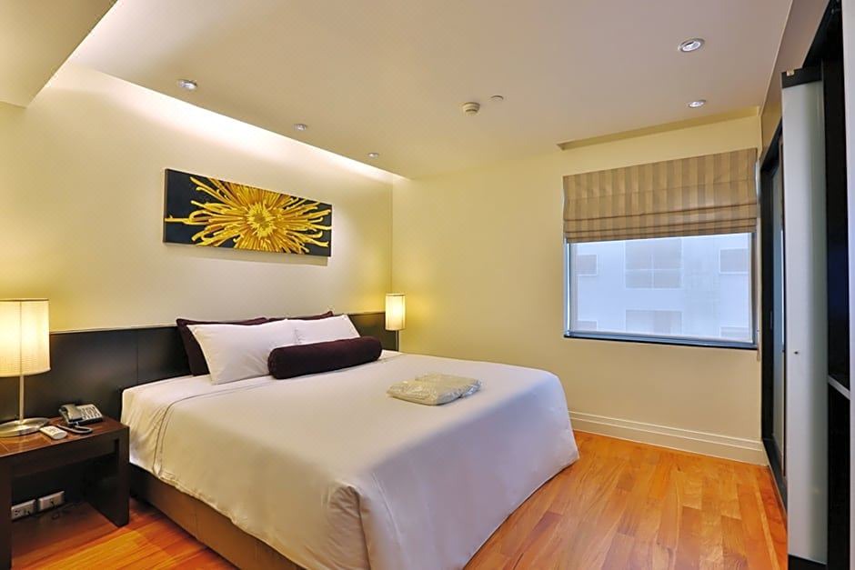 Photo of Bedroom in Embassy District