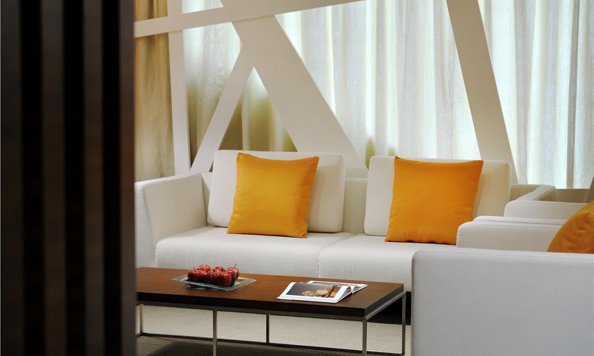 Photo of Livingroom in Trade Center