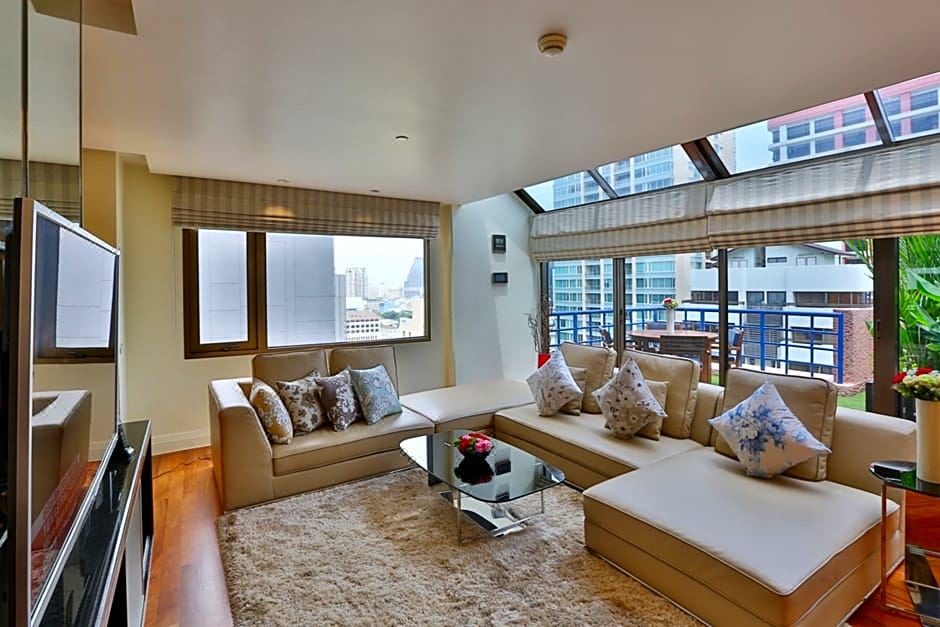 Photo of Livingroom in Embassy District