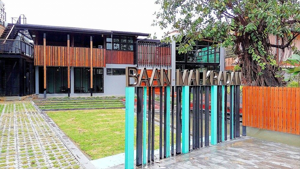 Photo of Buildings in Wieng