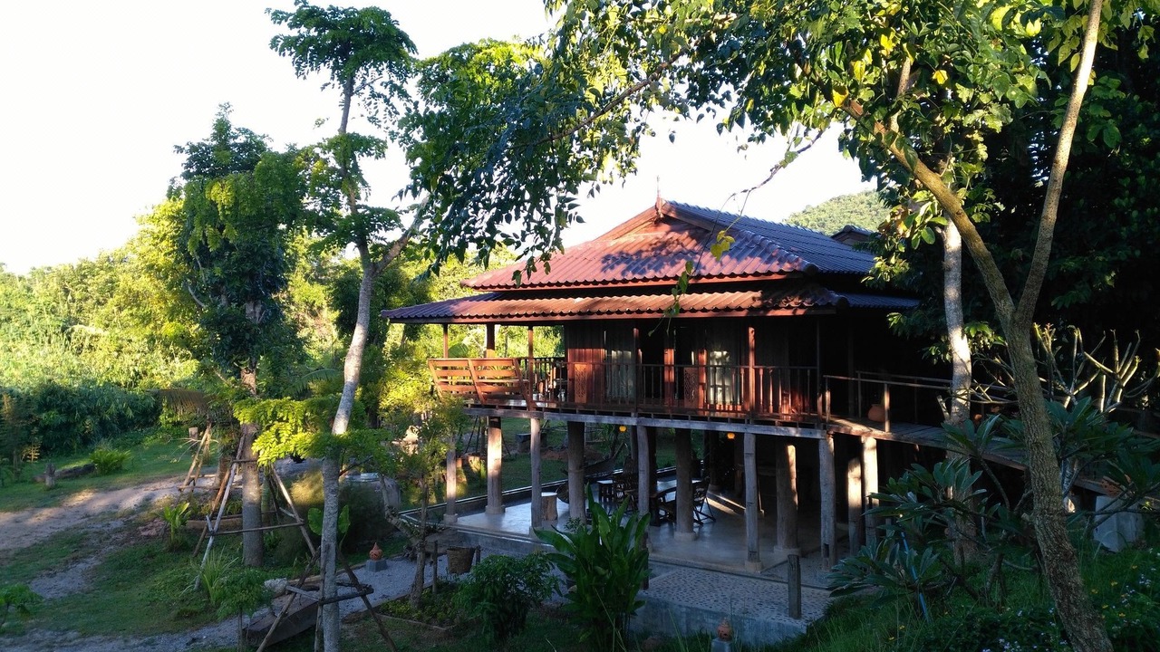 Photo of Buildings in Nang Lae