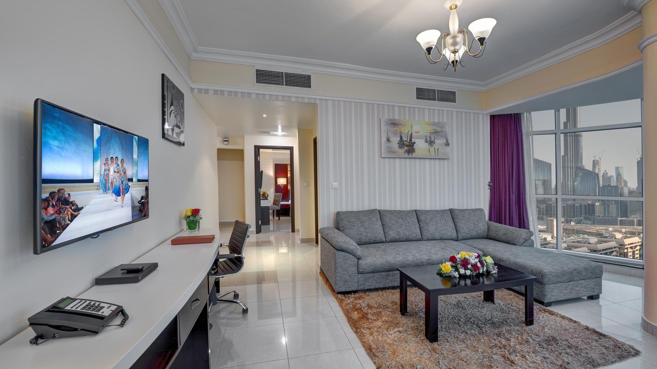 Photo of Livingroom in Trade Center