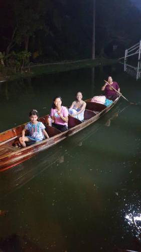 Photo of Others in Amphawa