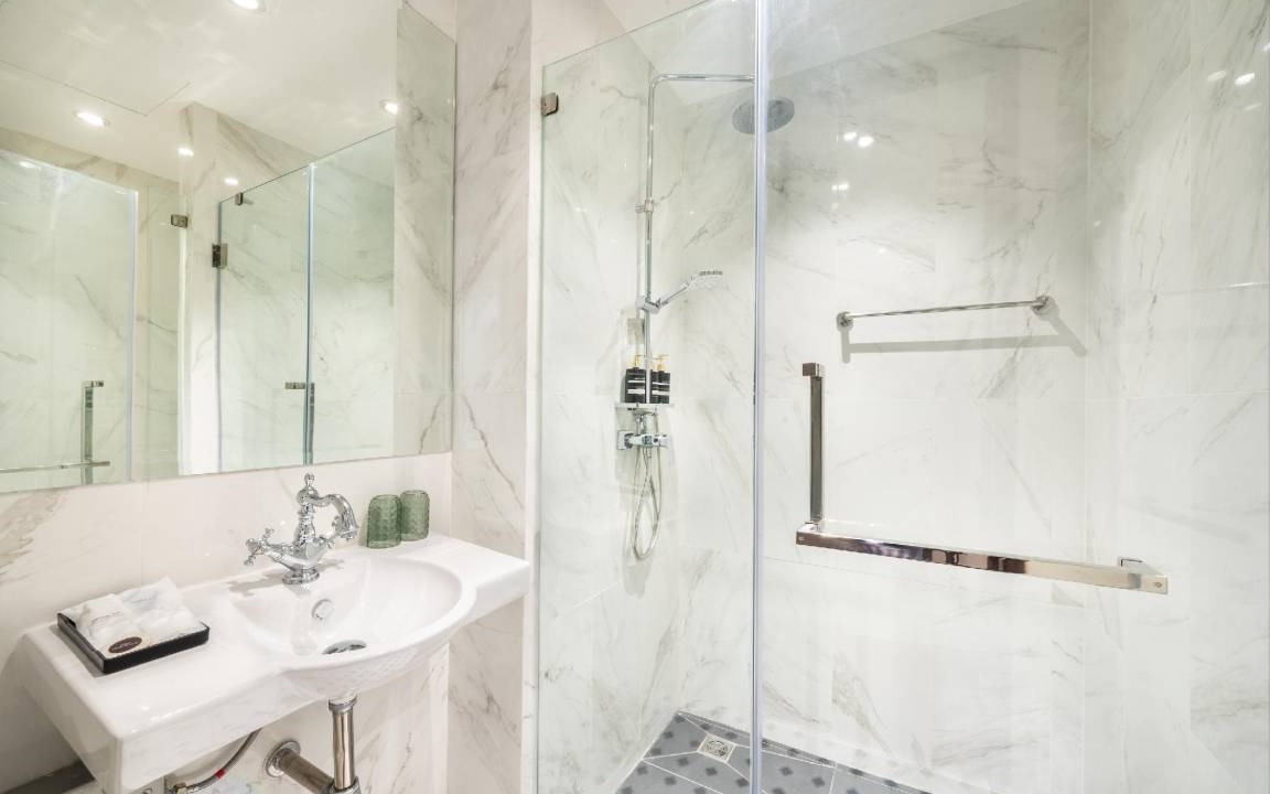 Photo of Bathroom in Samran Rat