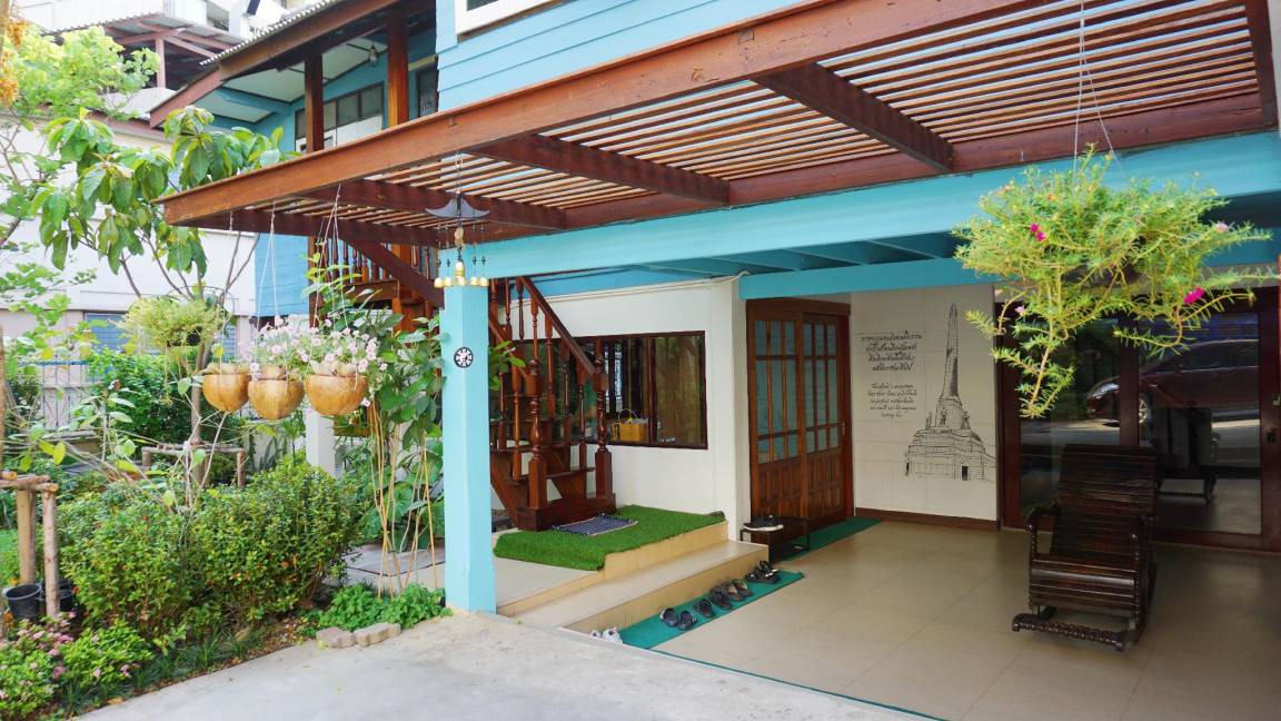 Photo of Others in Samsen Nai