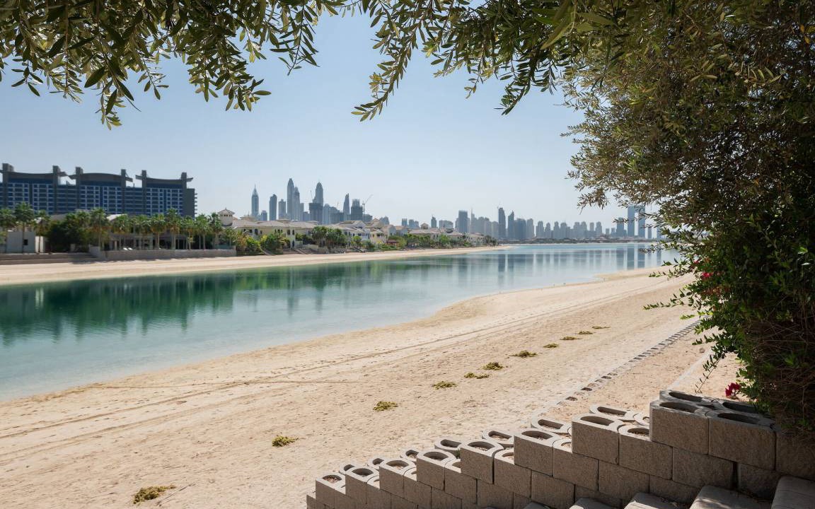 Photo of Others in Palm Jebel Ali