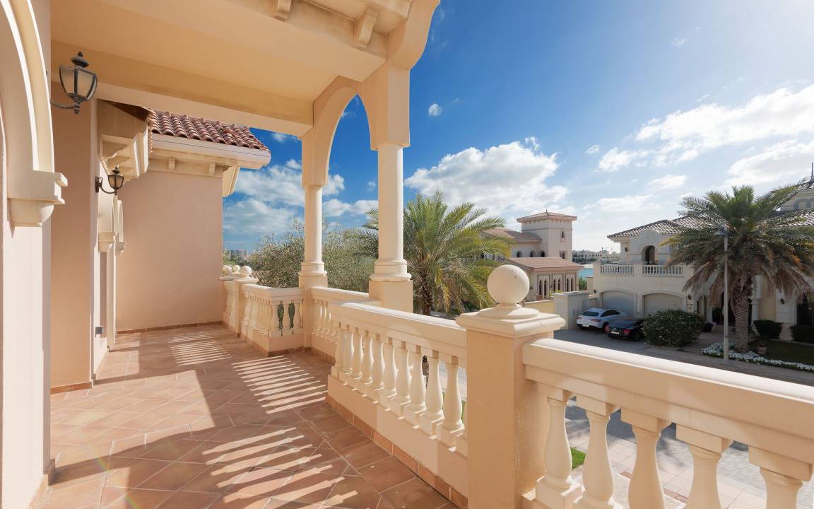 Photo of Patio Balcony in Palm Jebel Ali