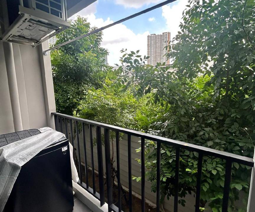 Photo of Patio Balcony in Bang Lamphu Lang
