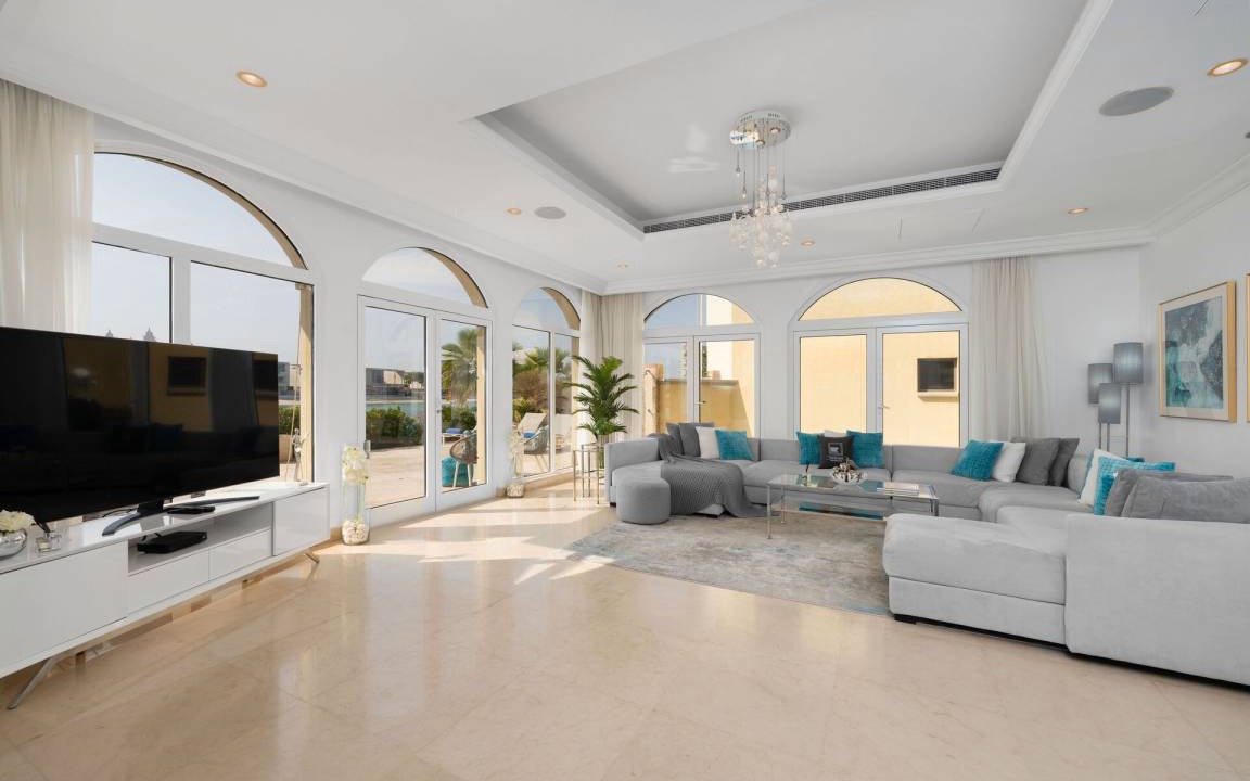 Photo of Livingroom in Palm Jebel Ali