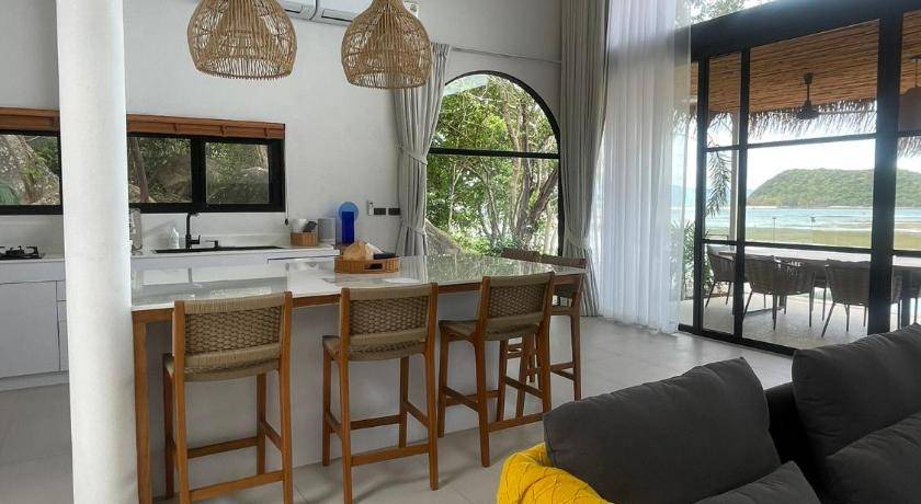 Photo of Livingroom in Haad Pleayleam